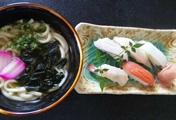 うどんにぎりセット